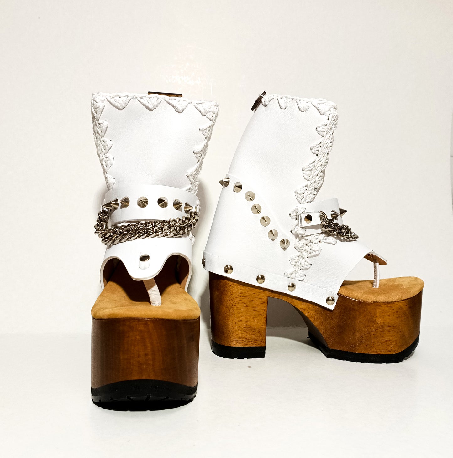 botas punk blancas