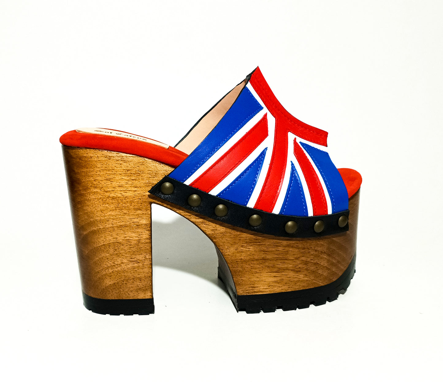 Vintage style platform sandals with wooden heel made in leather. Sizes 34 to 47. Super high wooden heel inspired by the 70s. Exclusive English flag design. High quality handmade leather footwear.