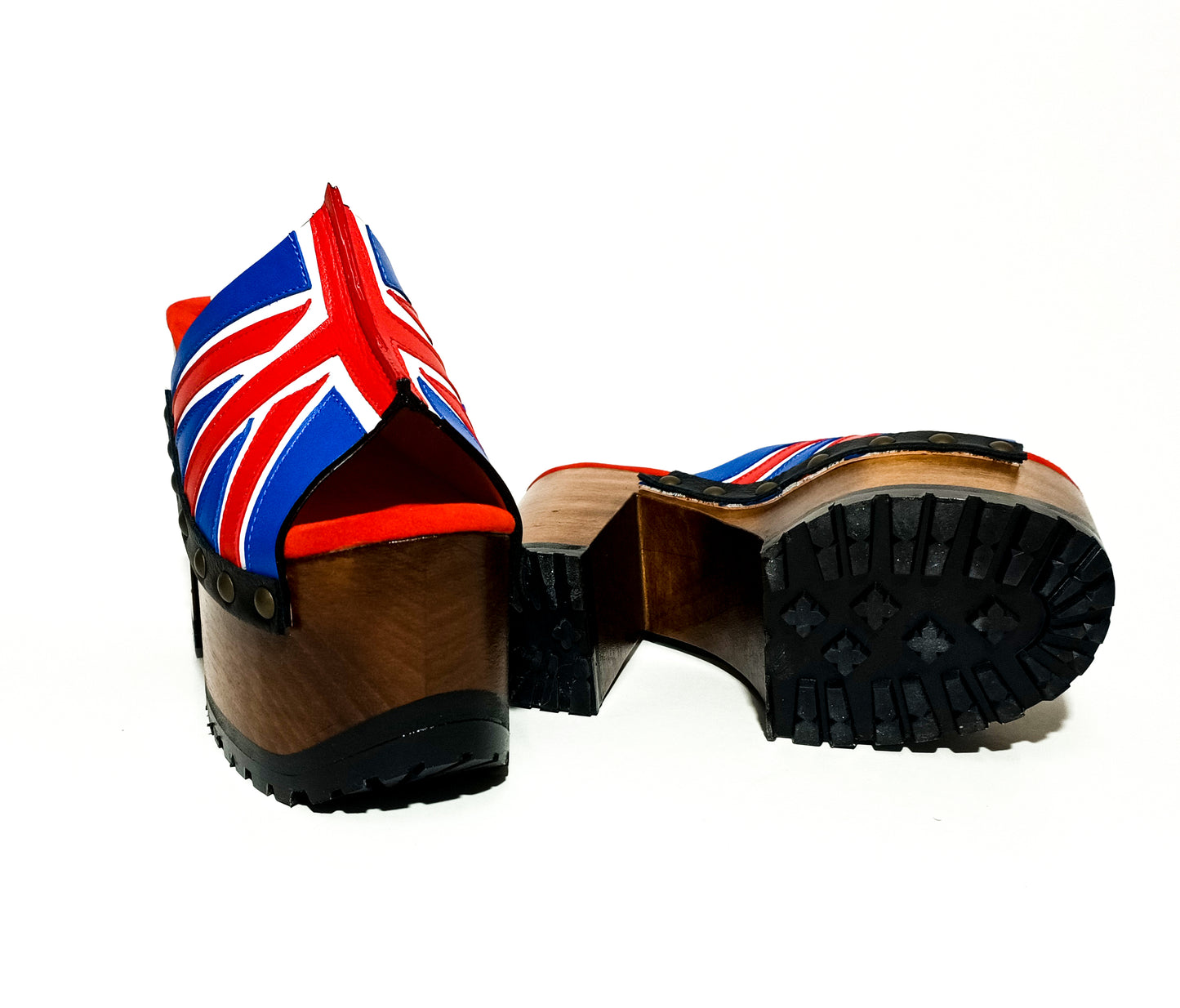 Vintage style platform sandals with wooden heel made in leather. Sizes 34 to 47. Super high wooden heel inspired by the 70s. Exclusive English flag design. High quality handmade leather footwear.