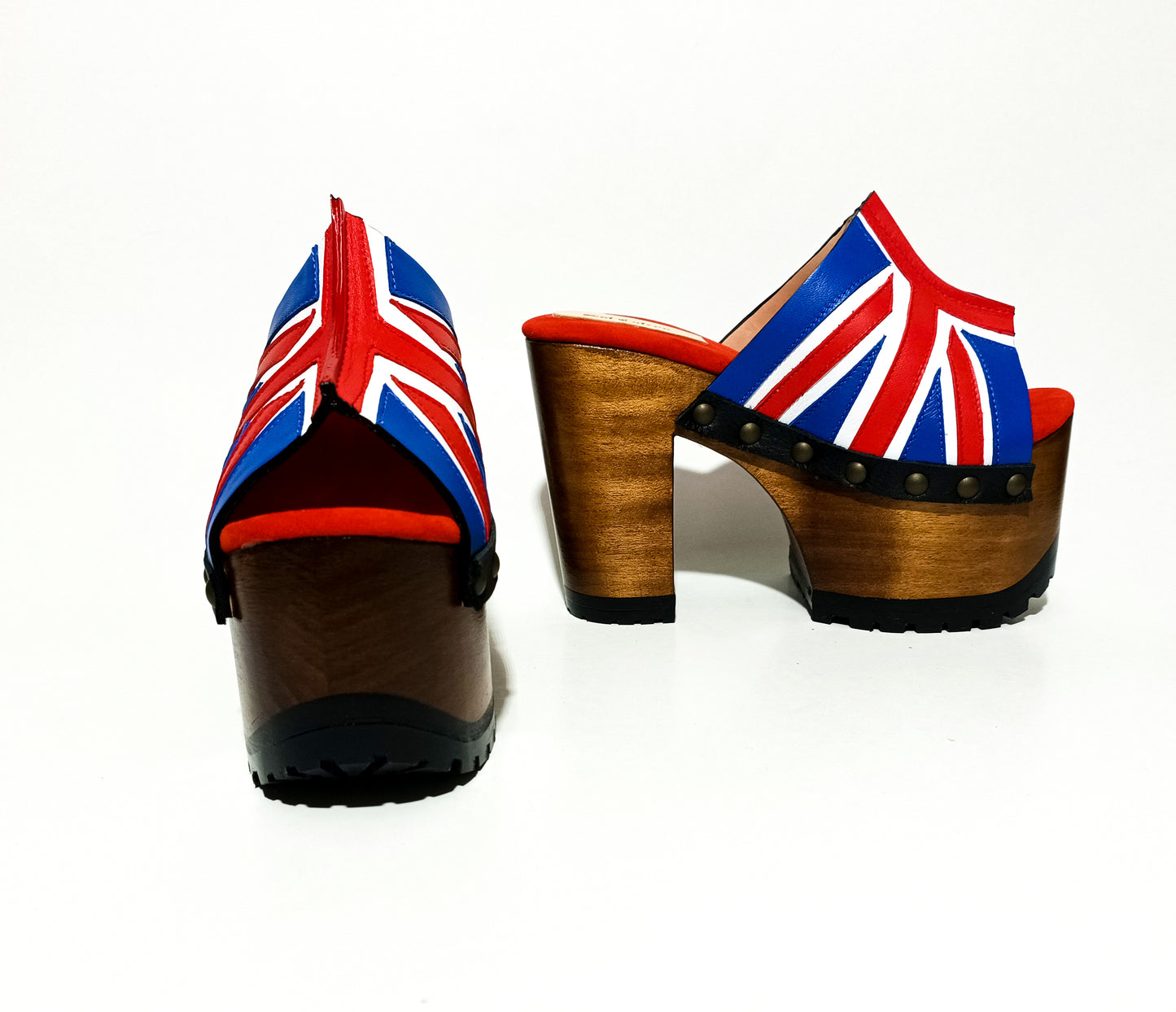 Vintage style platform sandals with wooden heel made in leather. Sizes 34 to 47. Super high wooden heel inspired by the 70s. Exclusive English flag design. High quality handmade leather footwear.