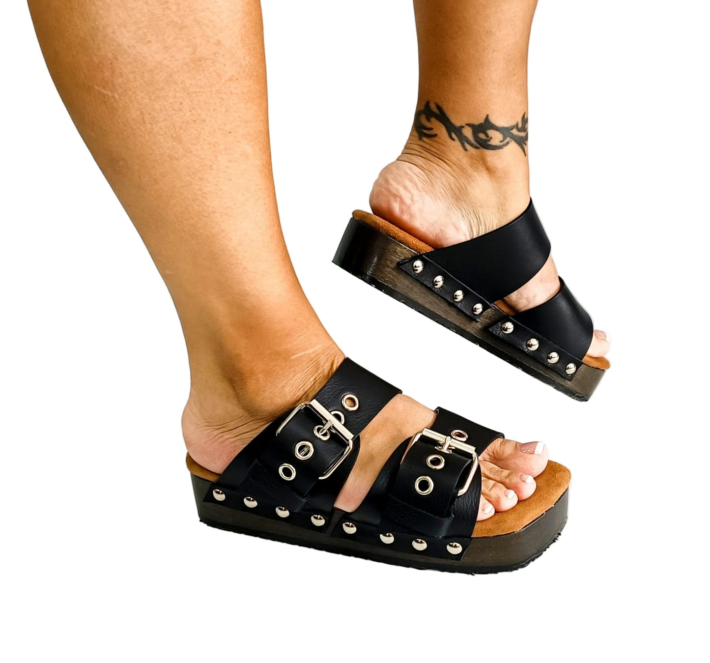 Leather clog sandal with buckles. Clog sandals with buckles and wooden wedge. Women's leather sandals birkenstock style. Sizes 34 to 47. High quality handmade leather shoes by sol Caleyo. Sustainable fashion.