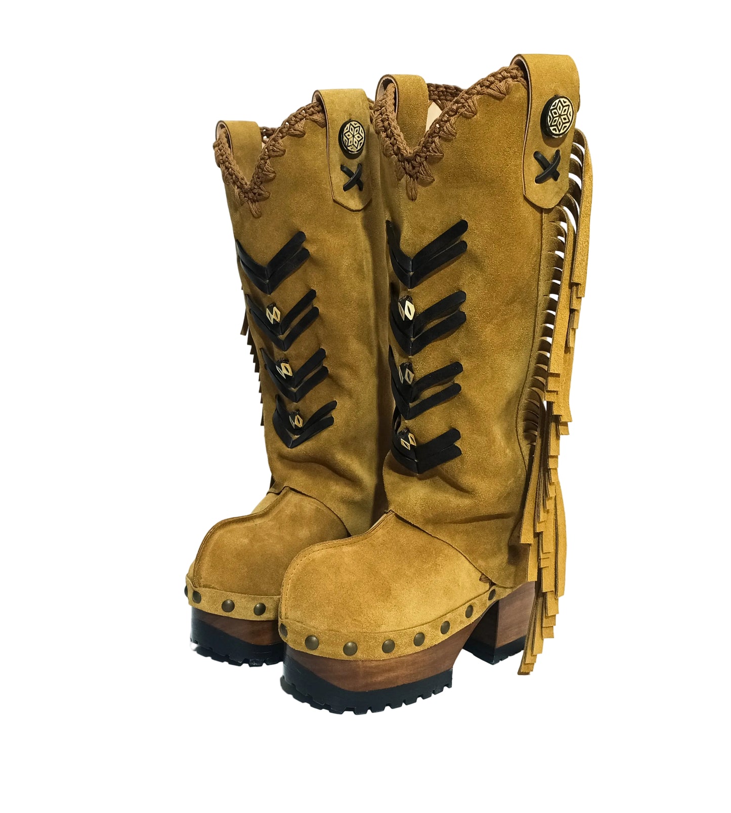 Back view of handmade suede cowboy boots with long fringe and artisan wooden heel by Sol Caleyo.