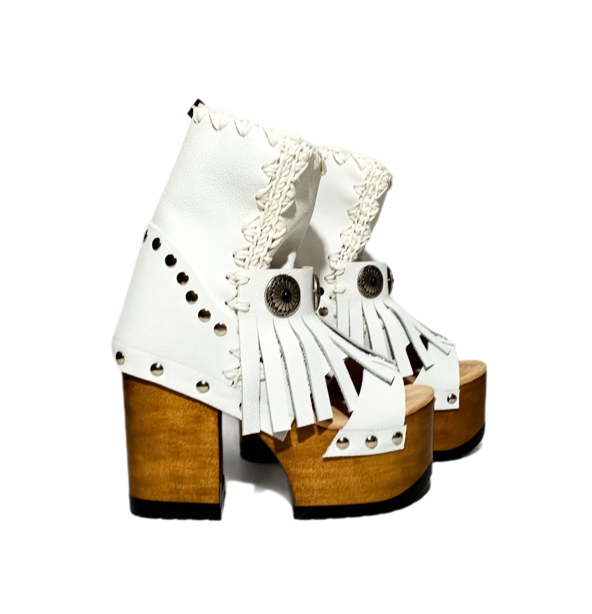 White leather boots Boho chic style. White boots with heel and wooden platform. White leather boots. High quality handmade footwear by Sol Caleyo.