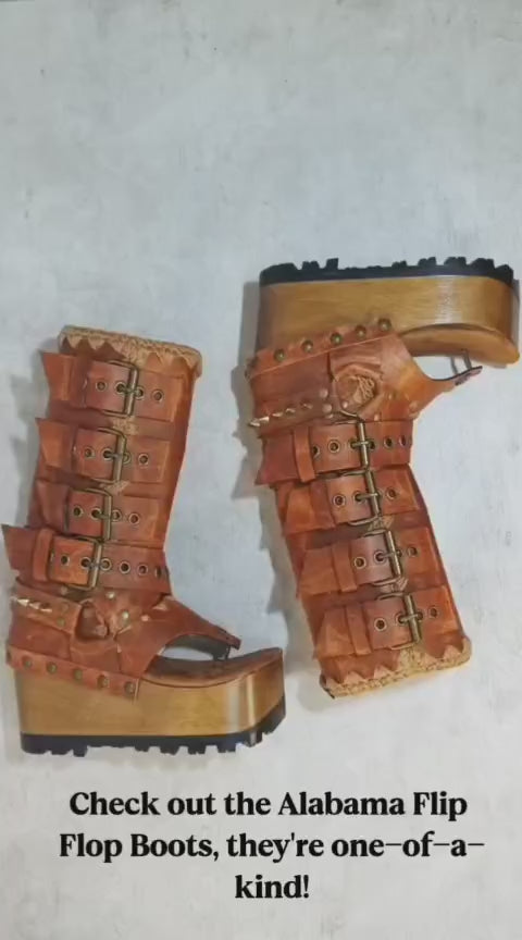 Leather biker style boots. Thong style boot. Thong sandal with wooden wedge. High-end footwear handmade by Sol Caleyo.
