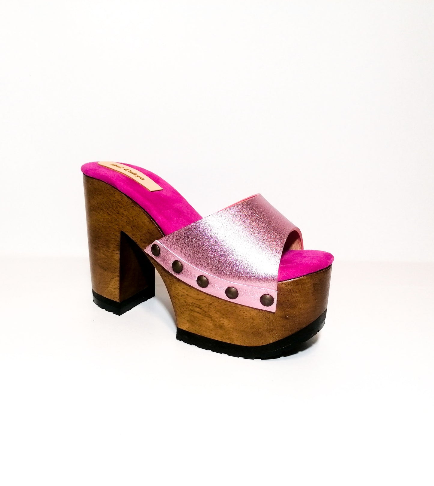 Red leather peep toe sandal. Platform sandal with super high wooden heel. Clog sandal 70's style. Sizes 34 to 47. High quality handmade leather shoes by sol Caleyo. Sustainable fashion.