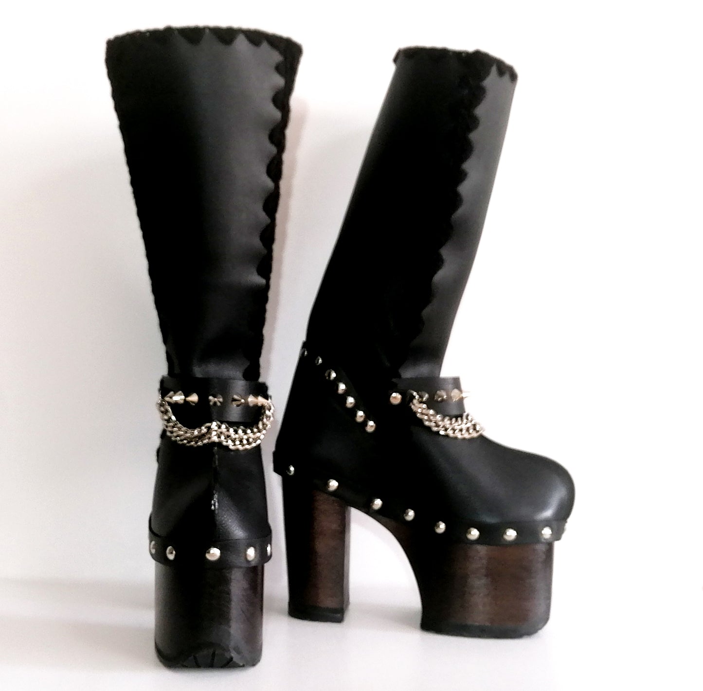 Super high heel platform boots. Black leather boots with studs and silver chains. Super high wooden heel. Sizes 34 to 47. High quality handmade leather shoes.