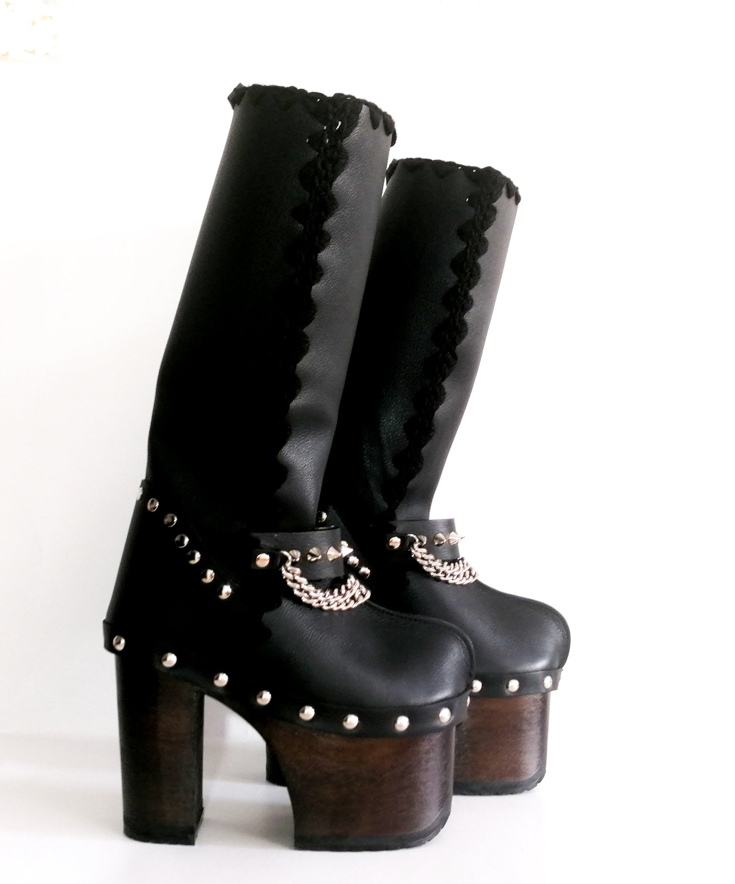Super high heel platform boots. Black leather boots with studs and silver chains. Super high wooden heel. Sizes 34 to 47. High quality handmade leather shoes.