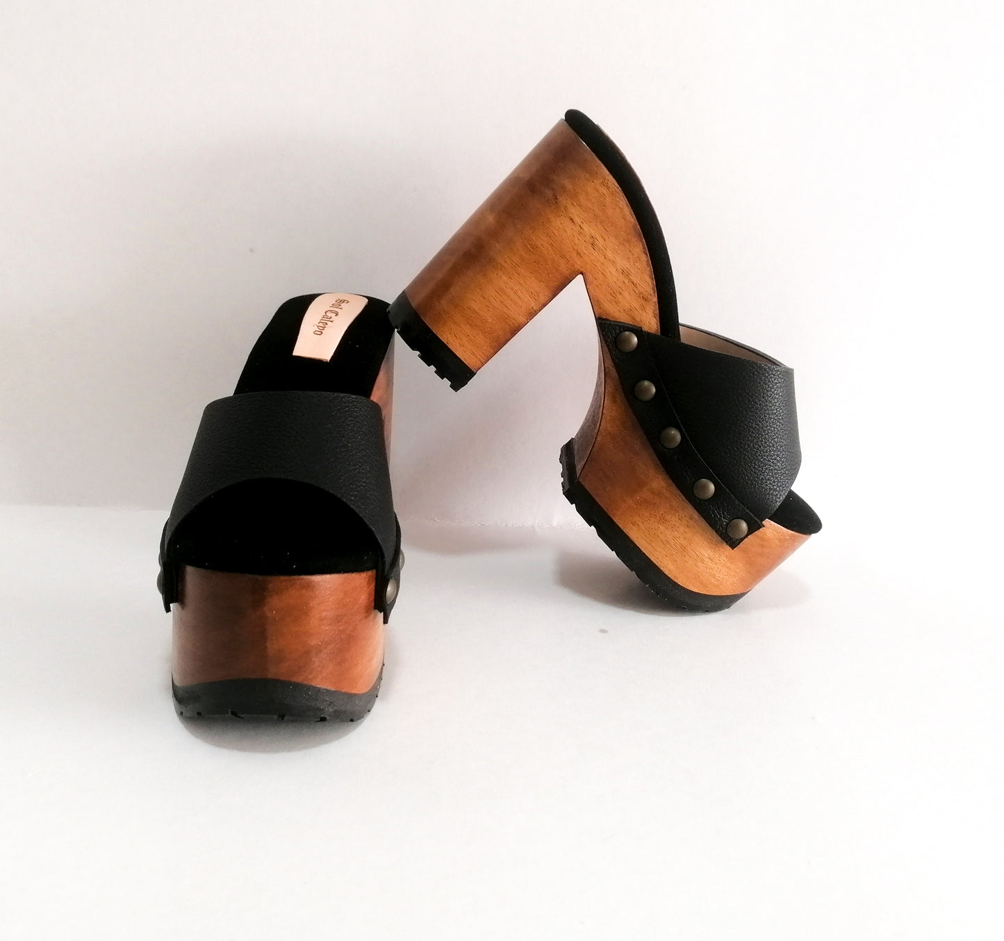 Black leather peep toe sandal. Platform sandal with super high wooden heel. Clog sandal 70's style. Sizes 34 to 47. High quality handmade leather shoes by sol Caleyo. Sustainable fashion.