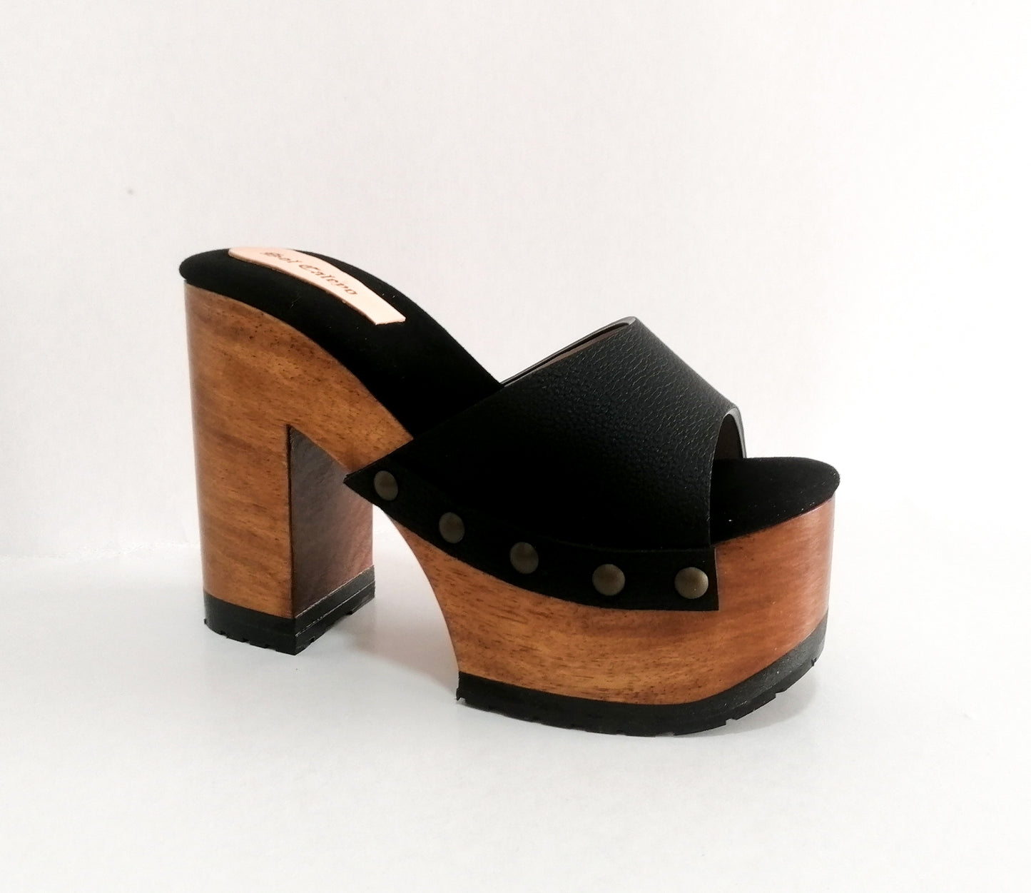 Black leather peep toe sandal. Platform sandal with super high wooden heel. Clog sandal 70's style. Sizes 34 to 47. High quality handmade leather shoes by sol Caleyo. Sustainable fashion.
