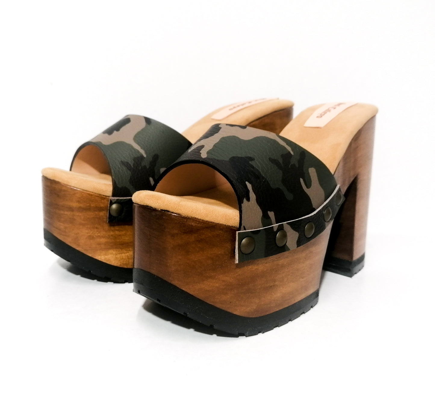 Military leather sandal peep toe style. Platform sandal with super high wooden heel. Clog sandal 70's style. Sizes 34 to 47. High quality handmade leather shoes by sol Caleyo. Sustainable fashion.