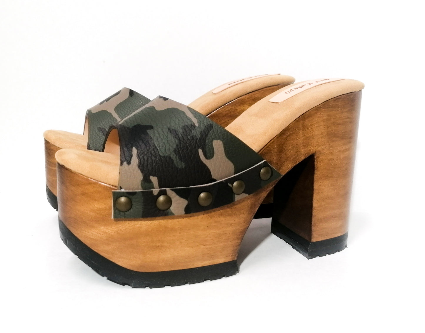 Military leather sandal peep toe style. Platform sandal with super high wooden heel. Clog sandal 70's style. Sizes 34 to 47. High quality handmade leather shoes by sol Caleyo. Sustainable fashion.