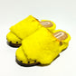 Gelbe Clogs