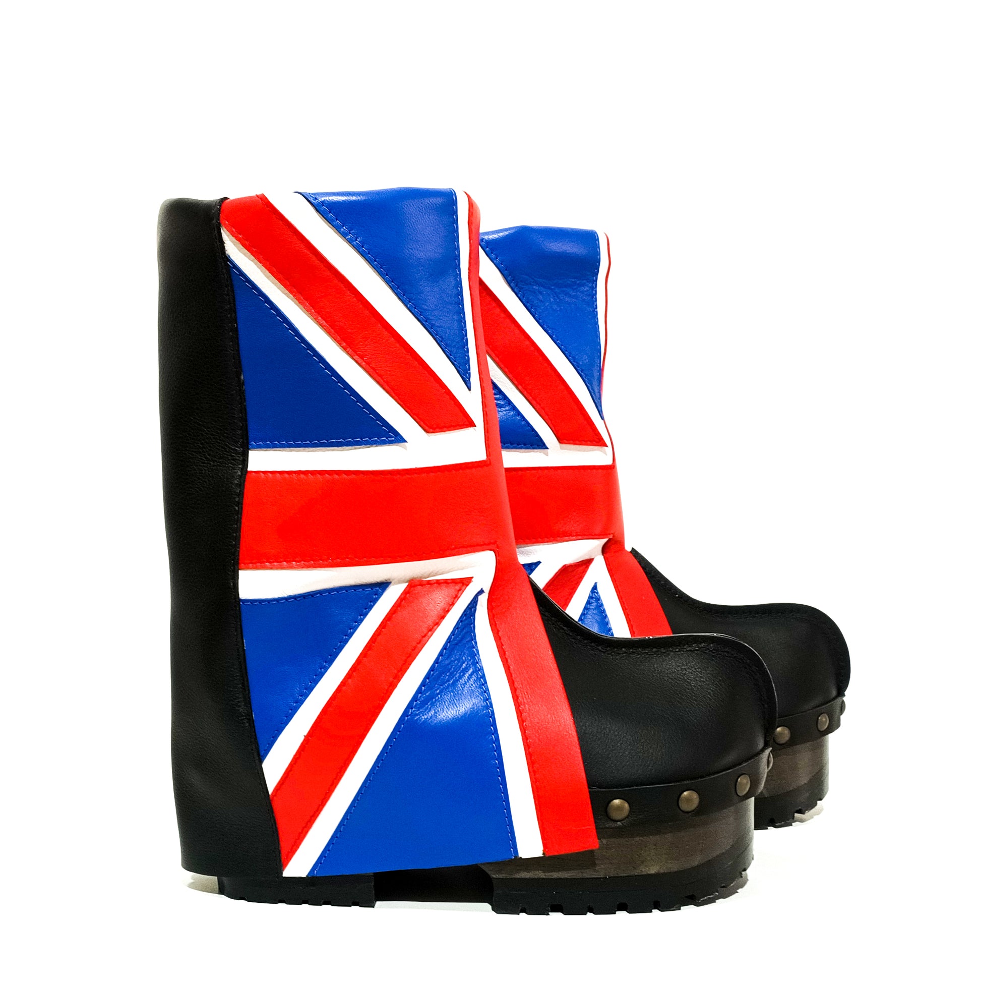 Biker style leather clog boots with English flag design. Leather clog boot made entirely by hand. Sizes 34 to 47. England boots are an exclusive design by Sol Caleyo.