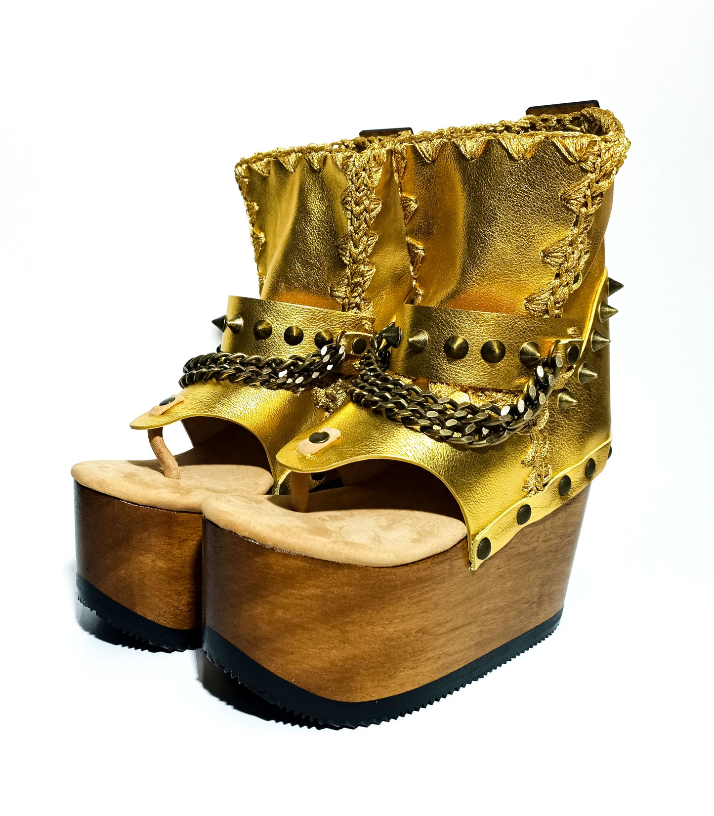 Queen Flip Flop Gold