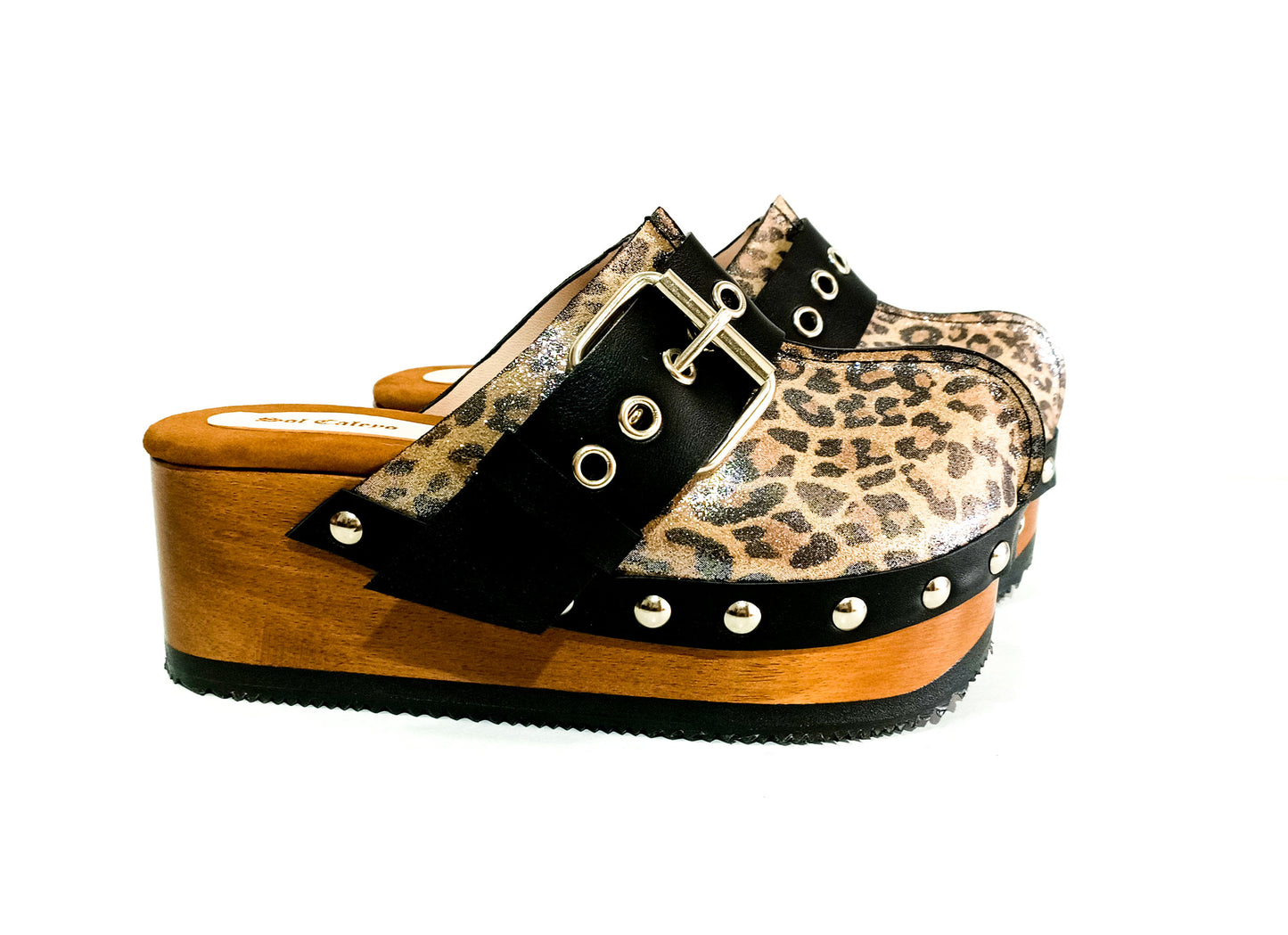 Wooden wedge clogs in leopard leather, Vintage style wooden wedge clogs. Handmade leather clogs. High-end handmade footwear by Sol Caleyo.