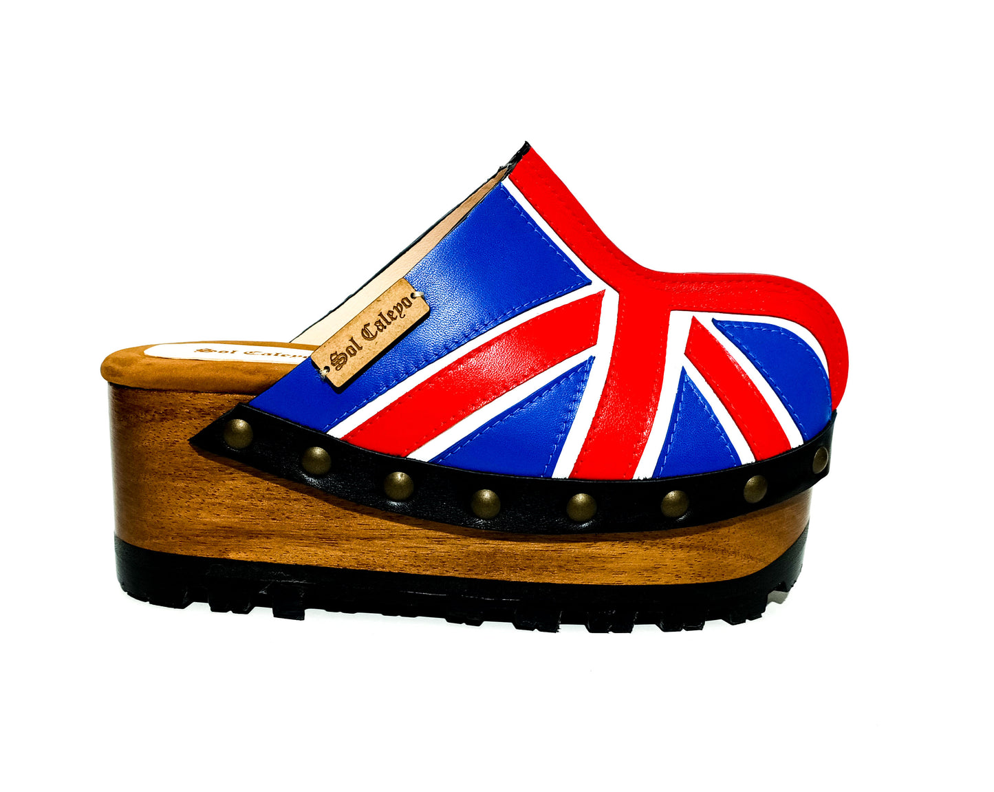 English flag clogs 70's style. Vintage style wooden wedge clogs. Vintage style wooden wedge mules. High-end footwear handmade by Sol Caleyo.