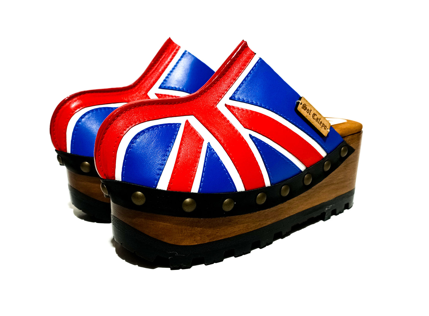 English flag clogs 70's style. Vintage style wooden wedge clogs. Vintage style wooden wedge mules. High-end footwear handmade by Sol Caleyo.