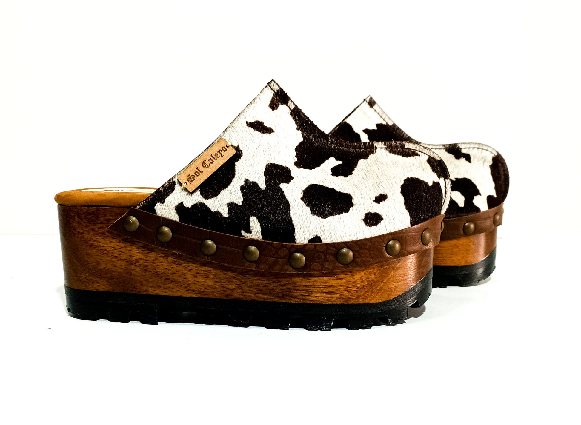 Cowhide Clogs – Sol Caleyo