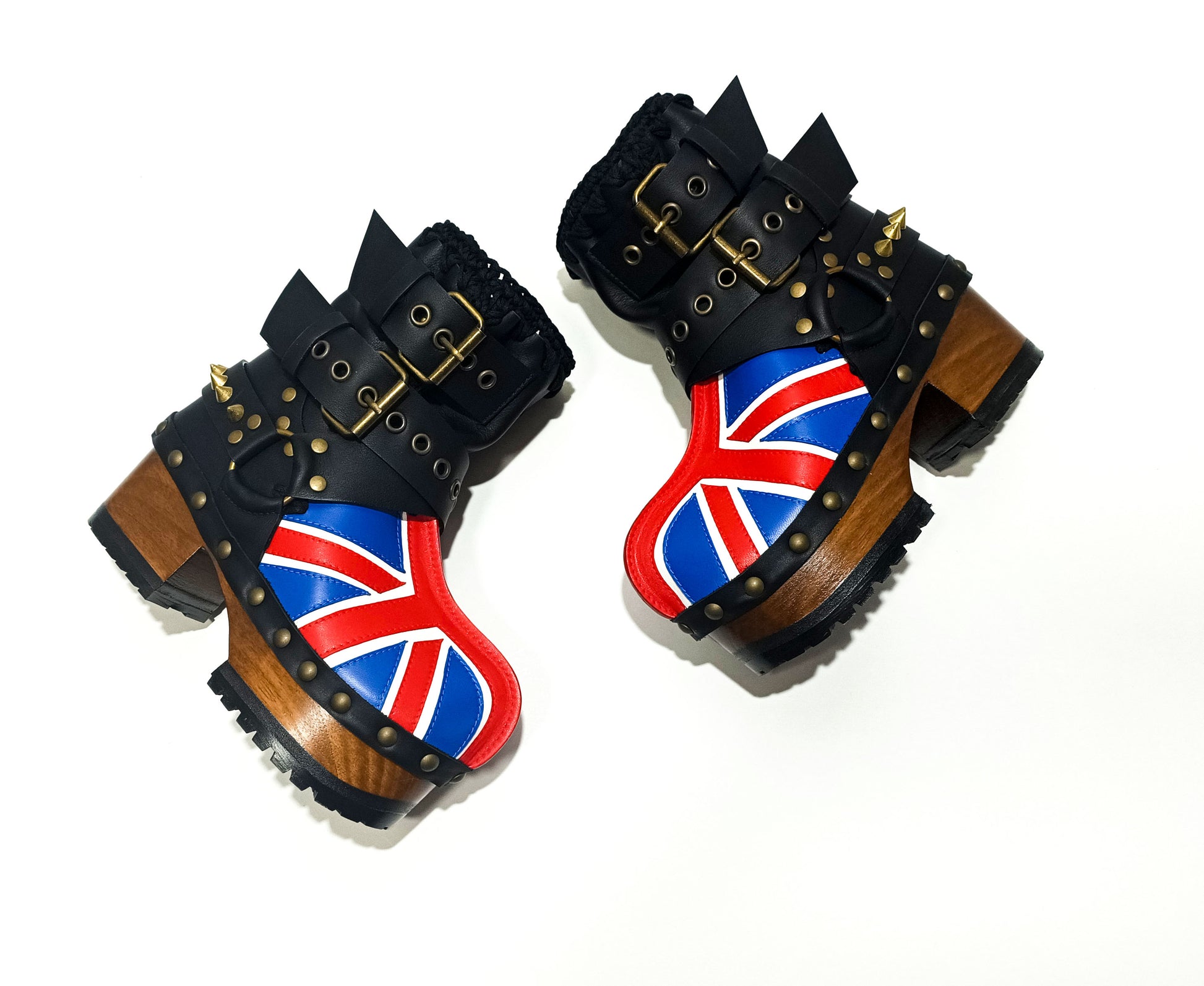 Biker style platform boots with England flag. Leather ankle boots with england flag, buckles and studs. High-end handmade footwear by Sol Caleyo.