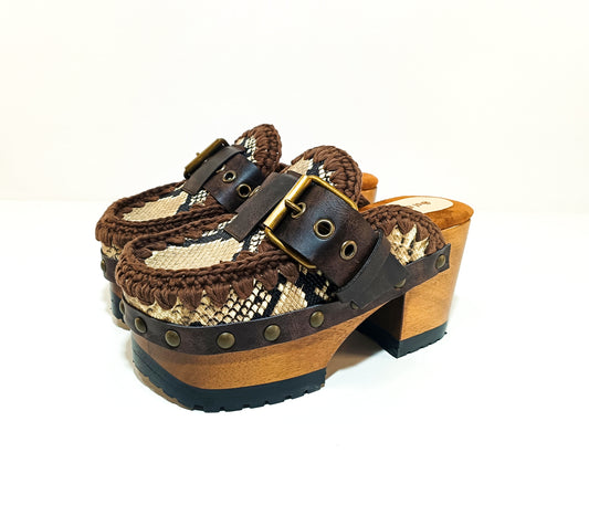 Snake Oxford Clogs