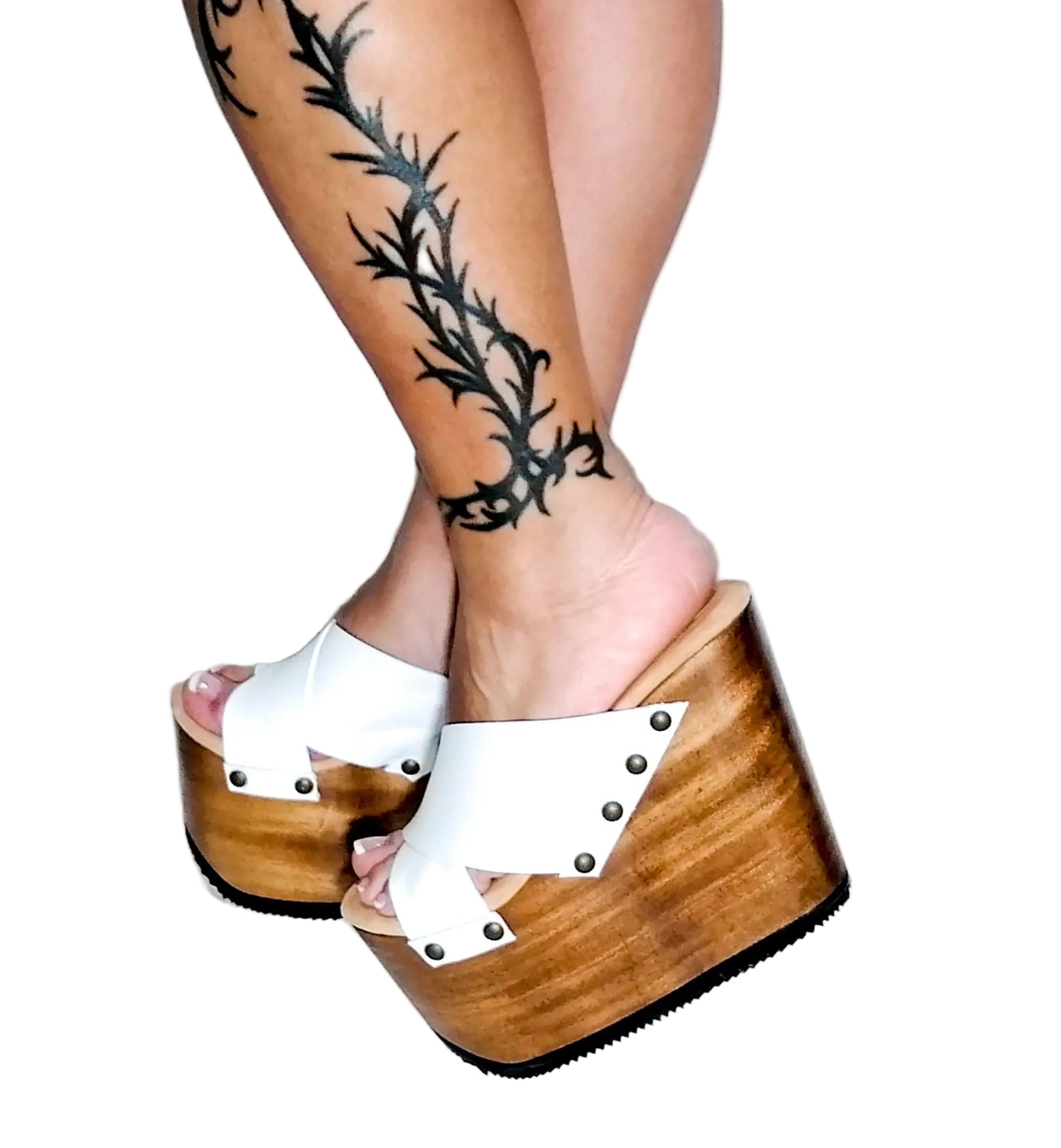 White leather platform sandals with super high wooden heel. Vintage 70s style platform sandals. Handmade leather sandals, sizes 34 to 47. Exclusive design by Sol Caleyo.