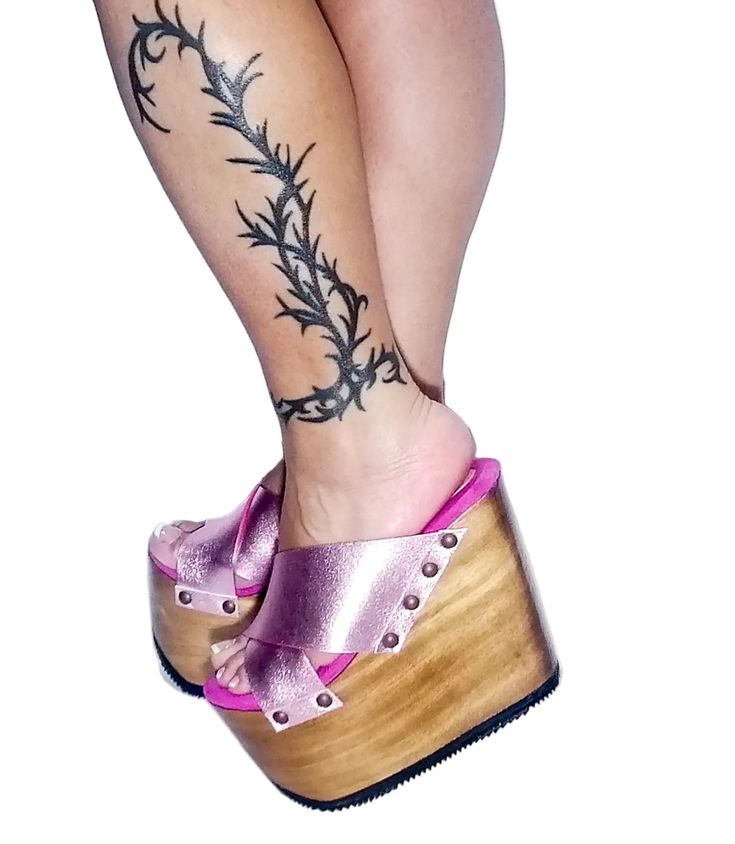 Pink leather platform sandals with super high wooden heel. Vintage 70s style platform sandals. Handmade leather sandals, sizes 34 to 47. Exclusive design by Sol Caleyo.