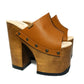 Platform sandals with super high heels. Super high wooden heel. Leather sandal with super high wooden heel. Sizes 34 to 47. Queen sandals are an exclusive design by Sol Caleyo.