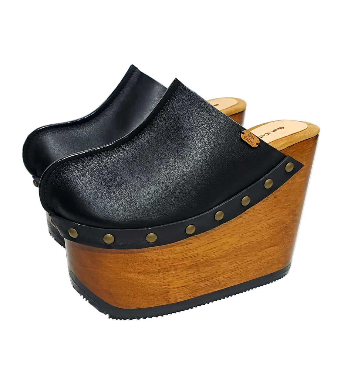 Black platform clog vintage style 70s. Super high wooden wedge, closed leather clogs, vintage style wooden wedge. Sizes 34 to 47. High quality leather shoes handmade by Sol Caleyo.