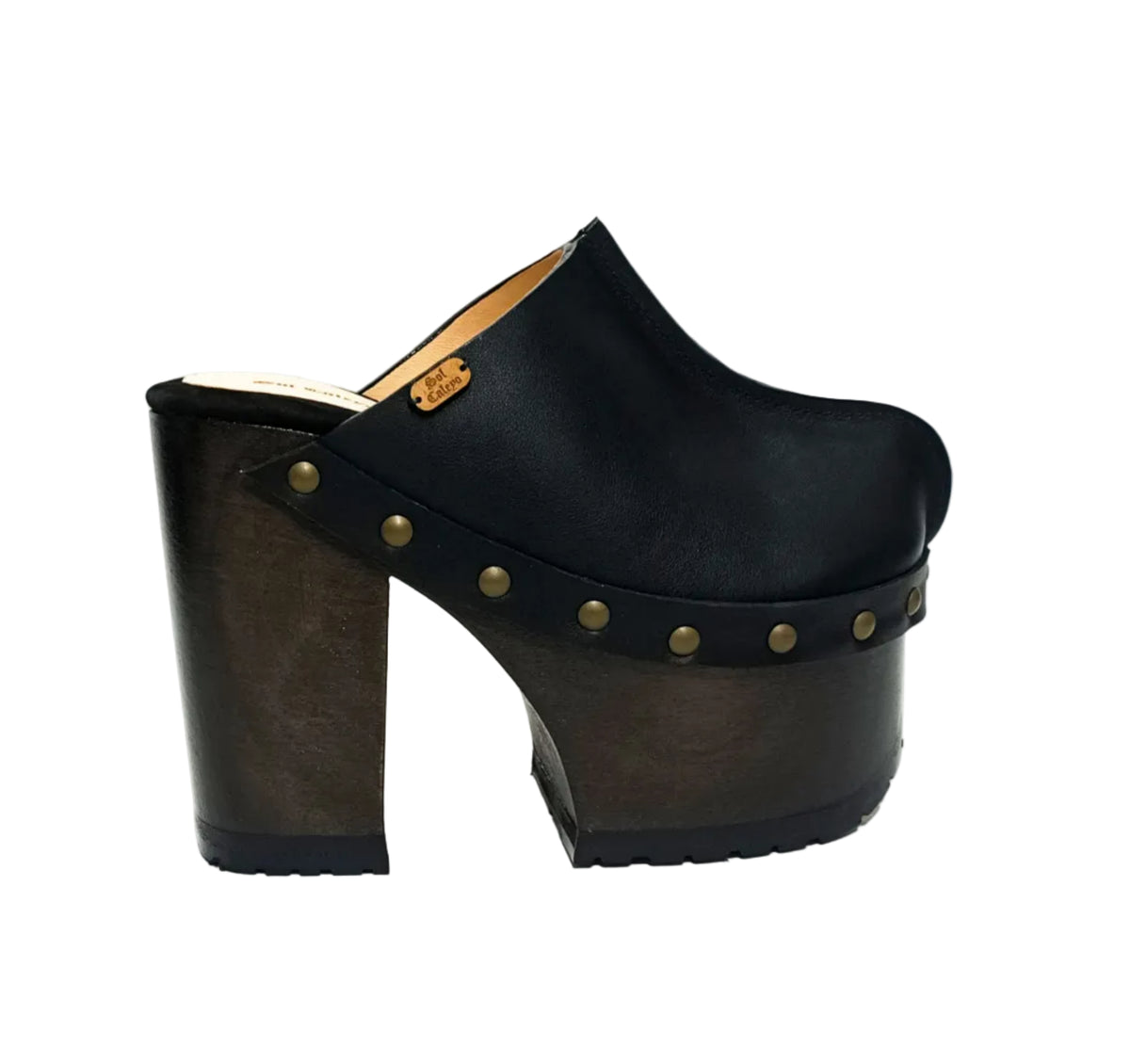 Black leather clogs with platform and super high heel. Leather mule with super high wooden heel. Black leather clogs 70's vintage style. Vintage style super high heel clogs. Sizes 34 to 47. High quality leather shoes handmade by sol Caleyo. Sustainable fashion.