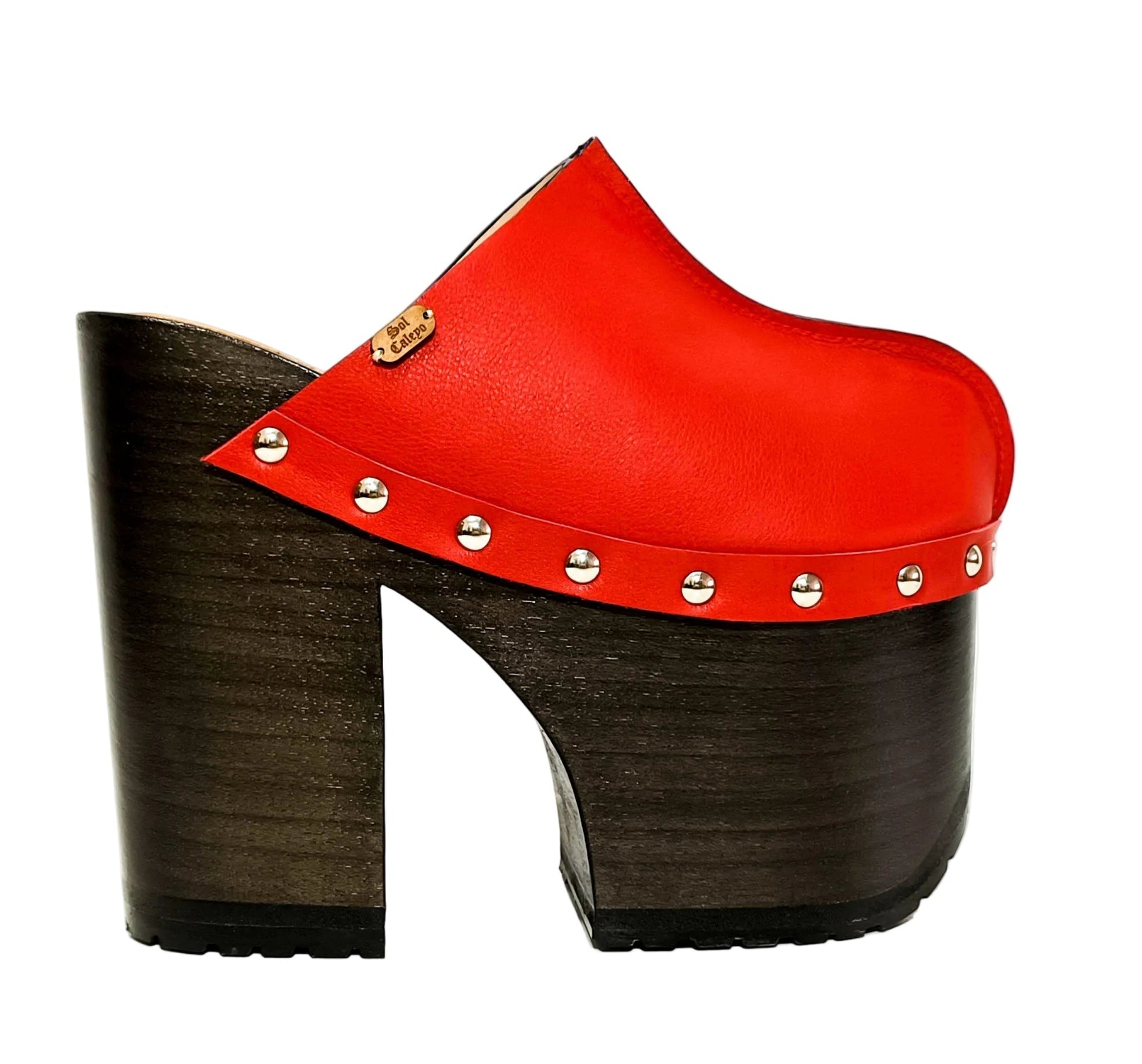 Red leather clog with super high wooden heel in vintage 70s style. Leather clog with platform and super high heel made in wood. Sizes 34 to 47. High quality leather shoes handmade by Sol Caleyo.