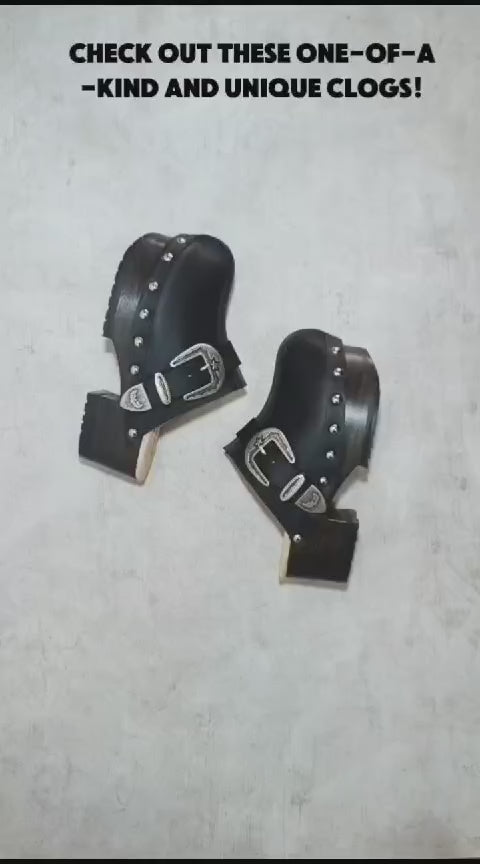 Vintage style black leather clogs. Vintage style clogs 70's. Black leather clogs with silver buckle. High quality leather shoes handmade by Sol Caleyo. Sizes 34 to 47.