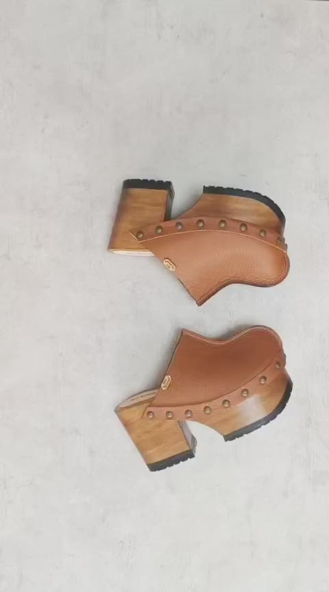 Camel Leather Platform Sandals | Handmade Wooden Heels – Sol Caleyo
