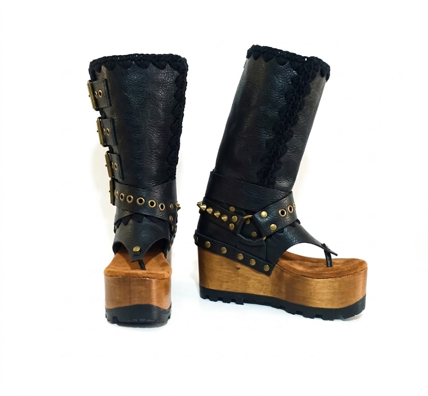 Luxury handmade Alabama Flip Flops Black Boots in black leather, showing the 10 cm wooden wedge, Vibram tractor sole, and old gold pyramid stud details.