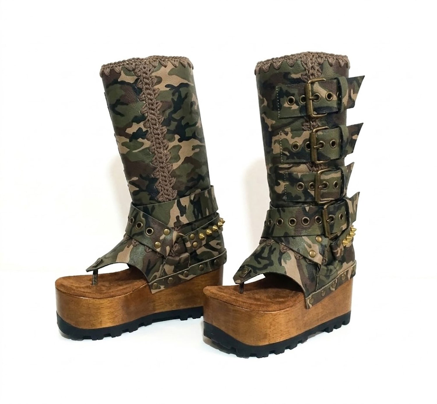 Handmade Alabama Flip Flops Army Boots in camouflage leather, featuring old gold pyramid studs, a wooden wedge, and a black Vibram tractor sole.
