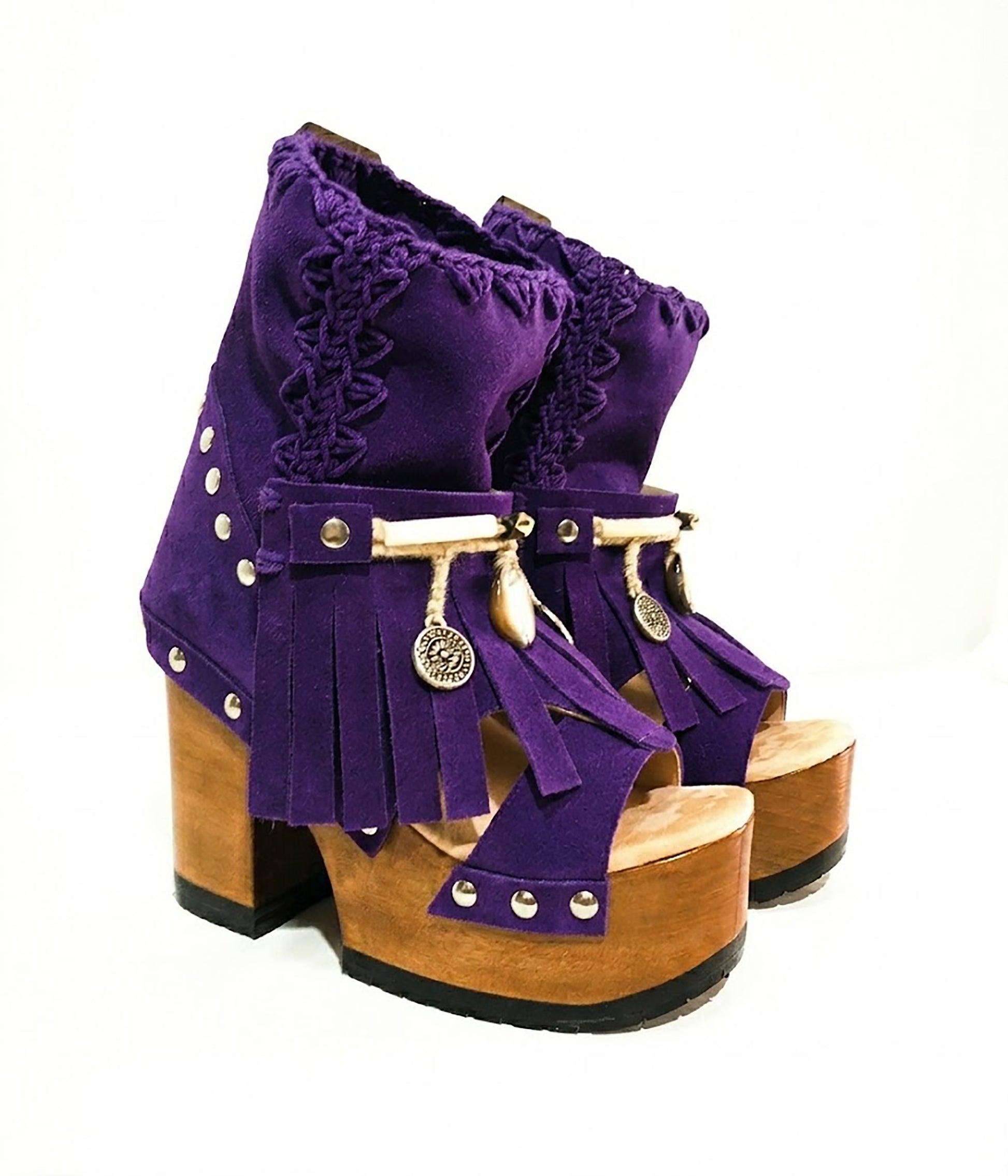 Bohemian style Purple suede leather boots. Turquoise boots with wooden heel. Turquoise boots decorated with coins, horns and feathers, Boho Chic style. High-end handmade footwear by Sol Caleyo.