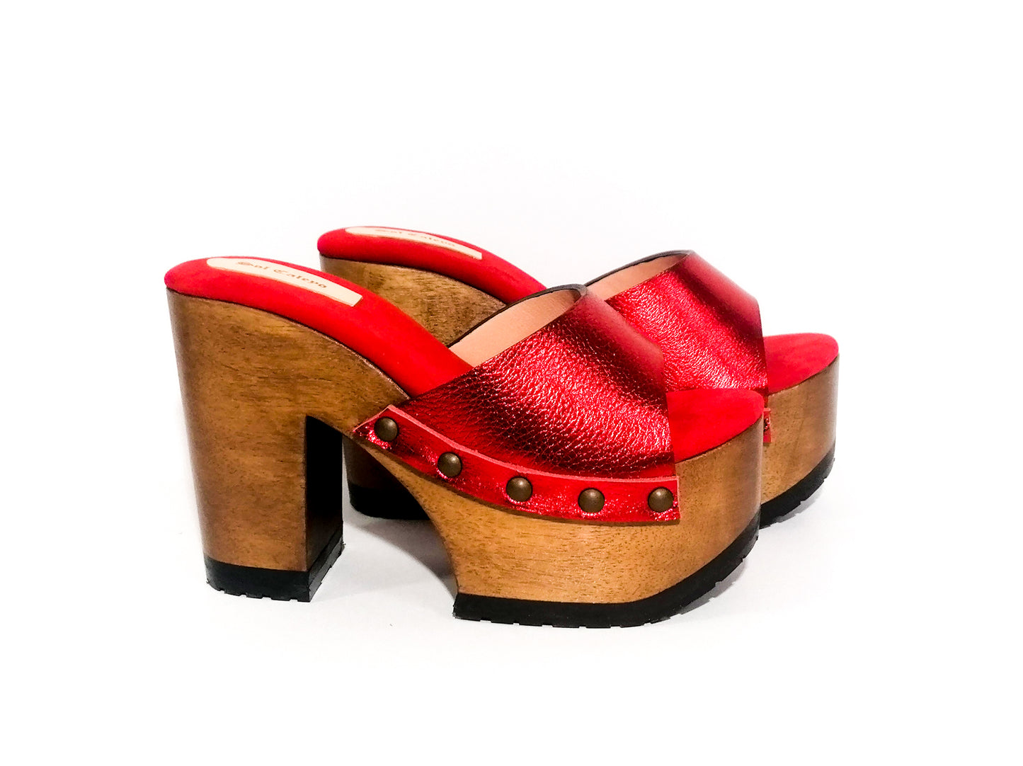 Red leather peep toe sandal. Platform sandal with super high wooden heel. Clog sandal 70's style. Sizes 34 to 47. High quality handmade leather shoes by sol Caleyo. Sustainable fashion.