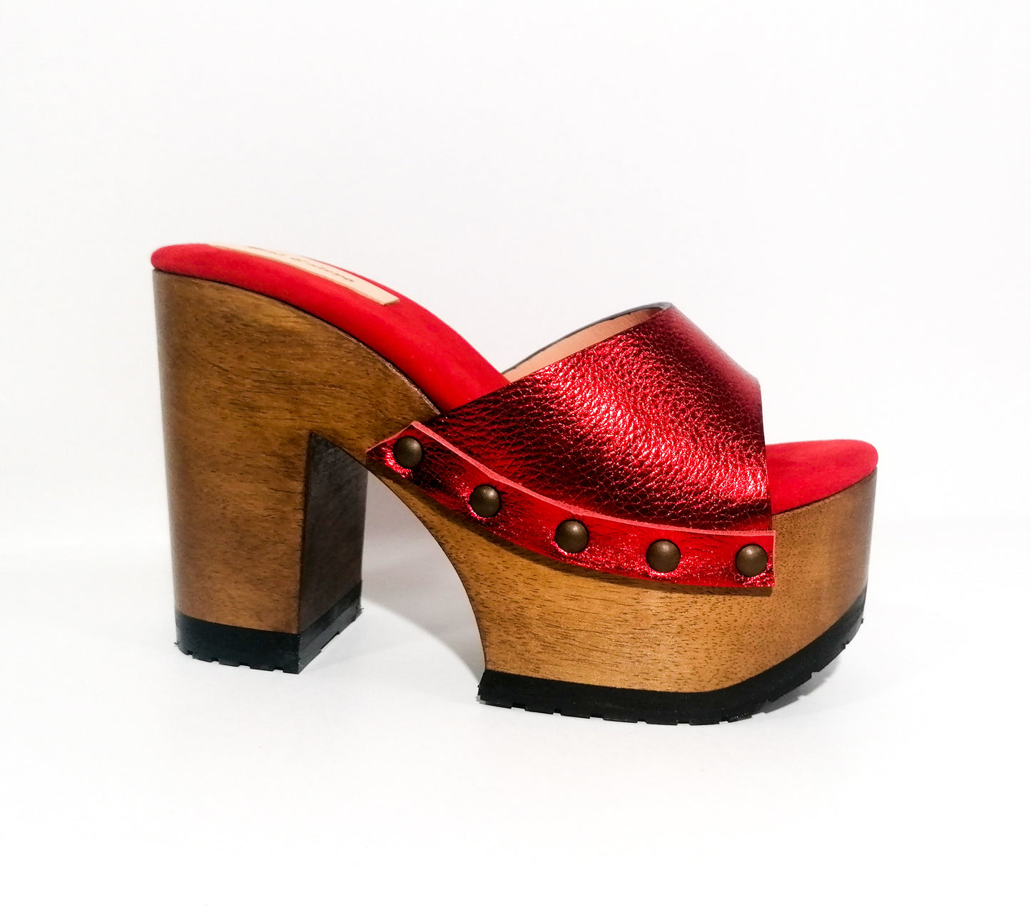 Red leather peep toe sandal. Platform sandal with super high wooden heel. Clog sandal 70's style. Sizes 34 to 47. High quality handmade leather shoes by sol Caleyo. Sustainable fashion.